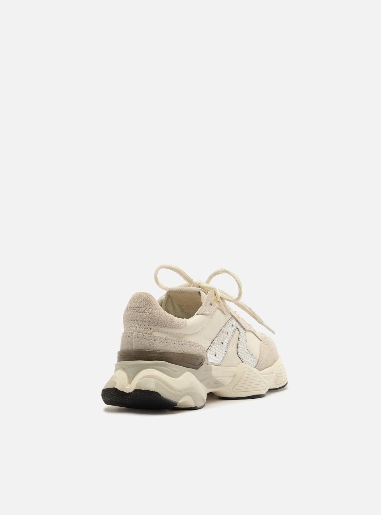 Tênis Branco Solado Esportivo Suede Metais — foto 3