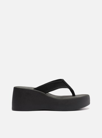 Tamanco Preto Flatform Crochê