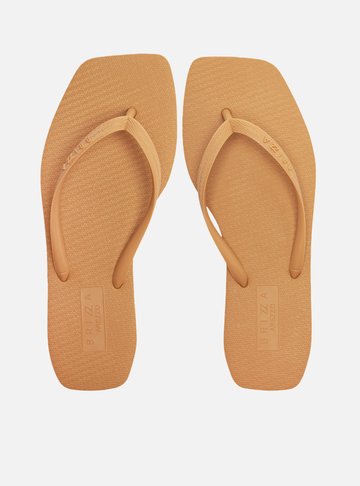 Chinelo de Dedo Nude Bico Quadrado