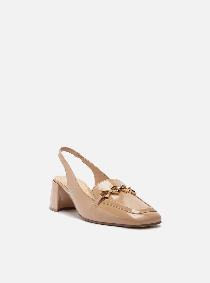 Loafer Nude Verniz Salto Bloco Metal Triângulo