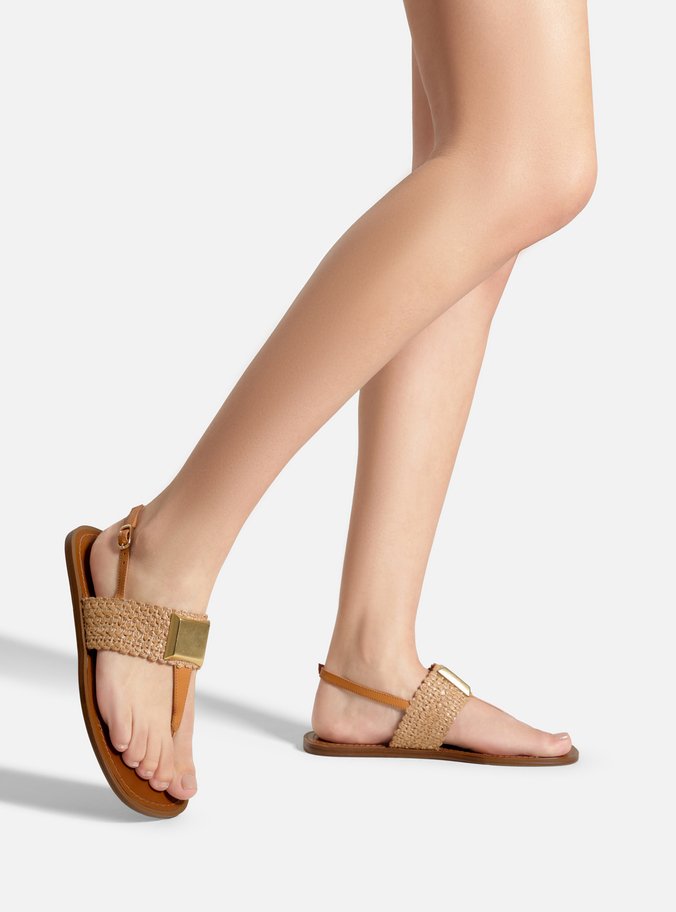 Sandália Rasteira Bege Tramada Metal Dourado