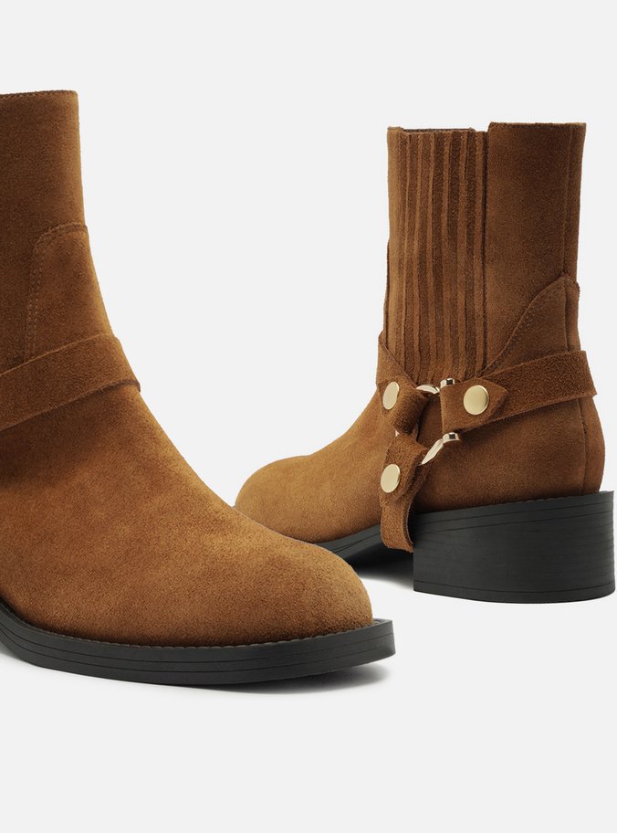 Bota Marrom Camurça Cano Curto Bloco Metal Biker