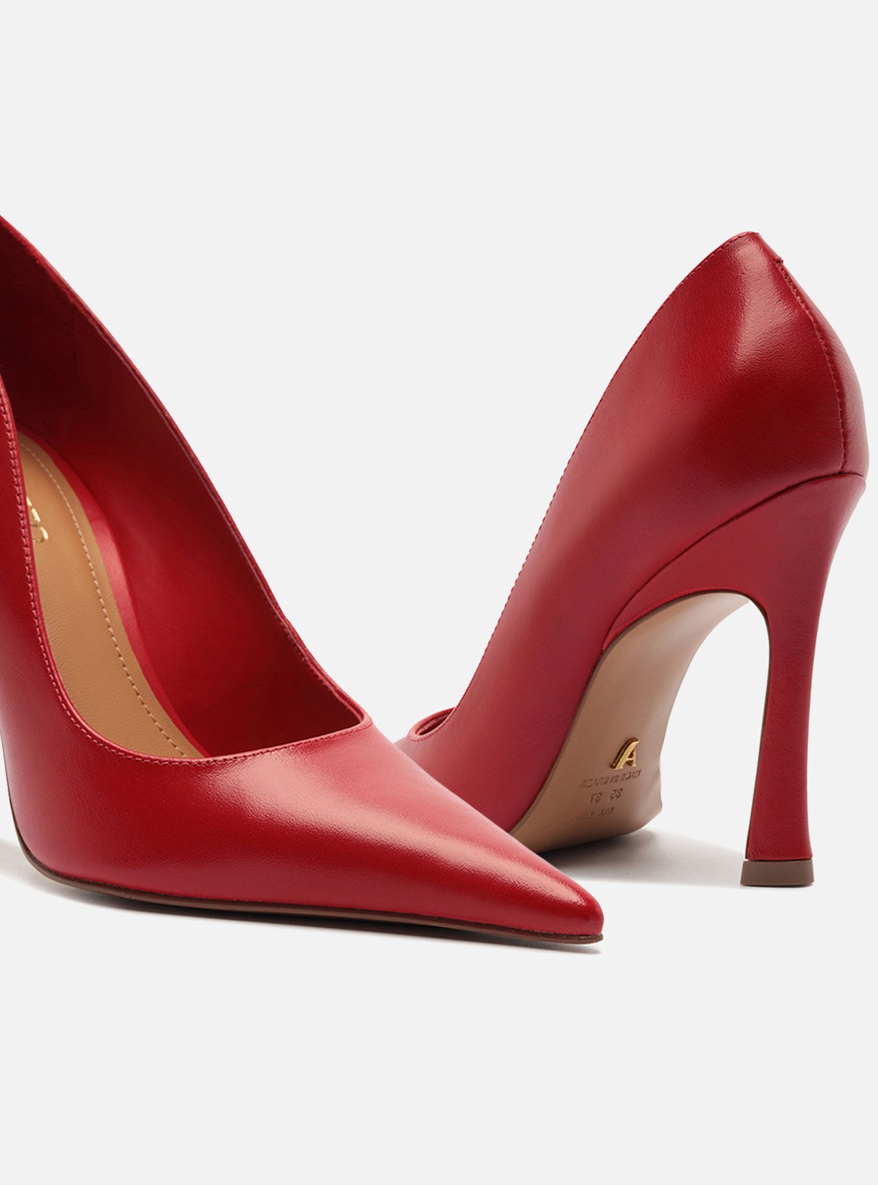 Scarpin Vermelho Couro Salto Fino — foto 4
