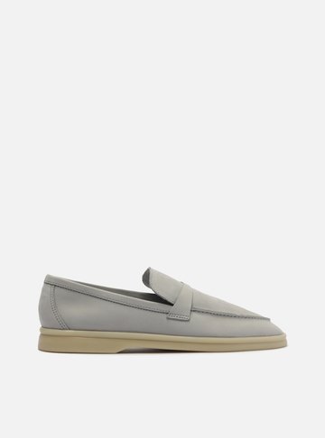 Mocassim Cinza Nobuck Tira Detalhe