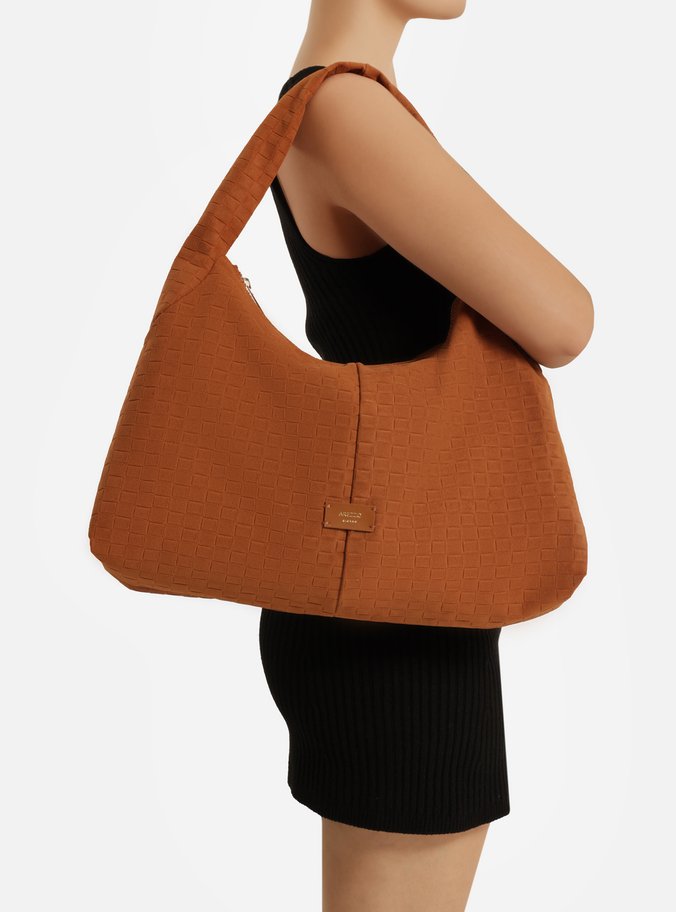Bolsa Hobo Marrom Camurça Tressê Grande