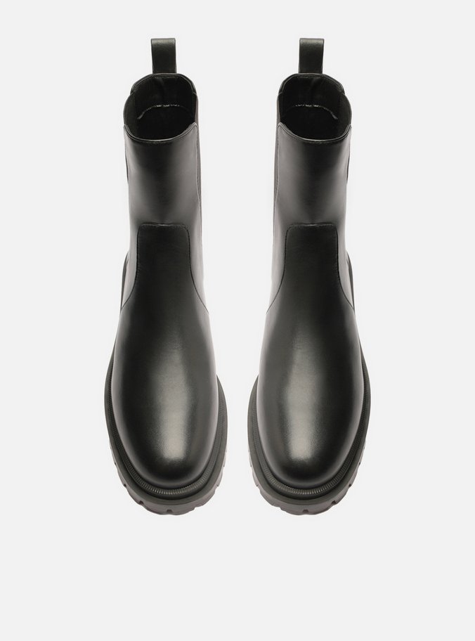 Bota Preta Couro Cano Curto Tratorada Elástico