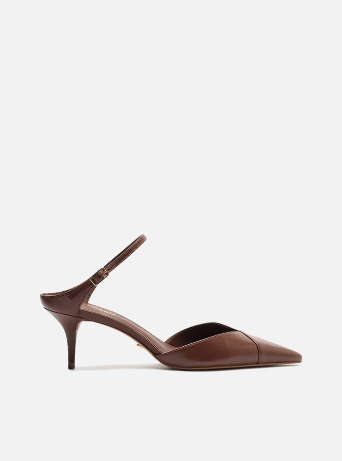 Scarpin Marrom Couro Bico Fino