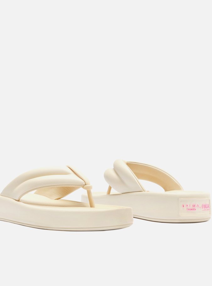 Sandália Off-White Tiras Largas Flatform Kim Flex