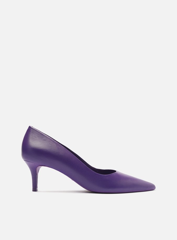 Scarpin Roxo Couro Salto Fino Baixo