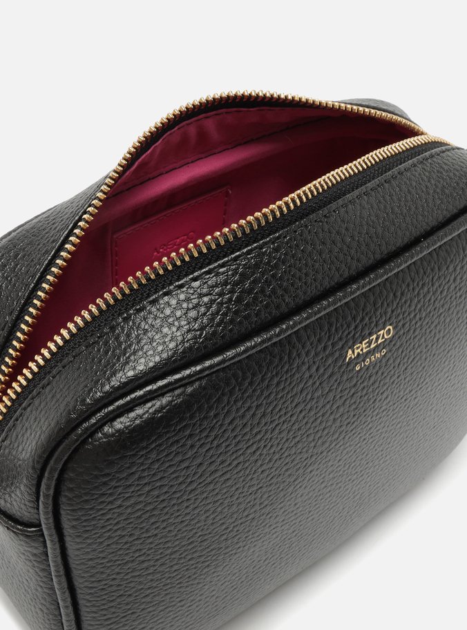 Bolsa Tiracolo Preta Pequena Charm Barbicacho