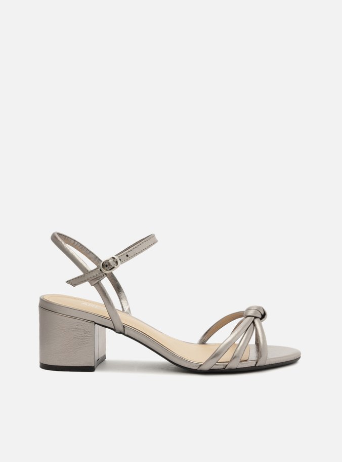 Sandália Prata Salto Médio Bloco Nó Fivela