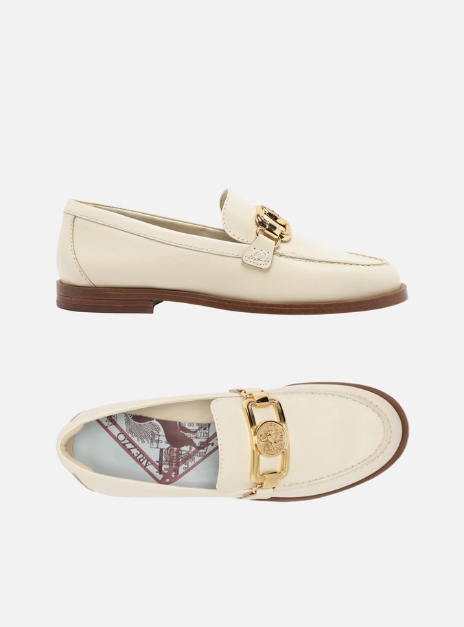 Mocassim Branco Couro Medalha