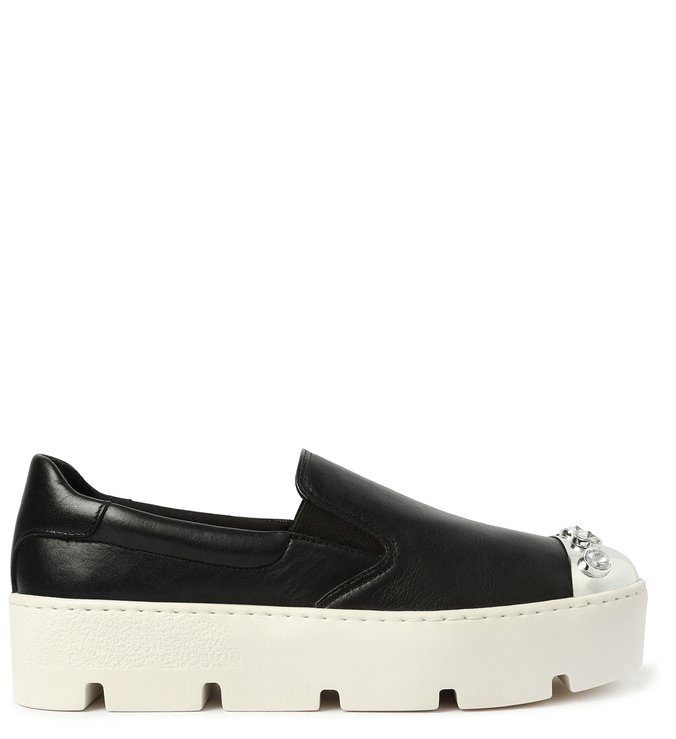 Tênis Slip On Preto Couro Tratorado