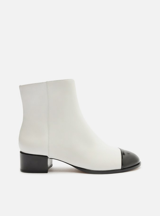 Bota Branca Couro Cano Curto Bloco Cap Toe