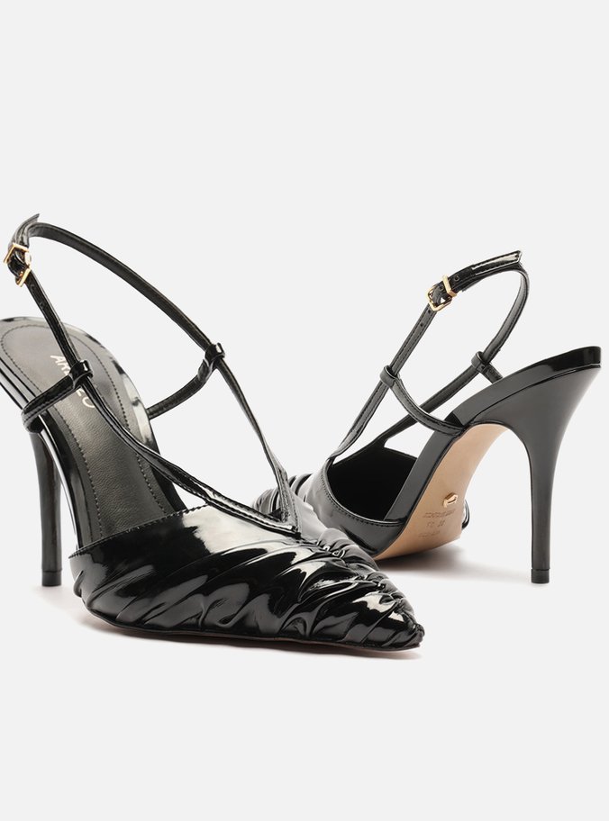 Scarpin Preto Verniz Slingback