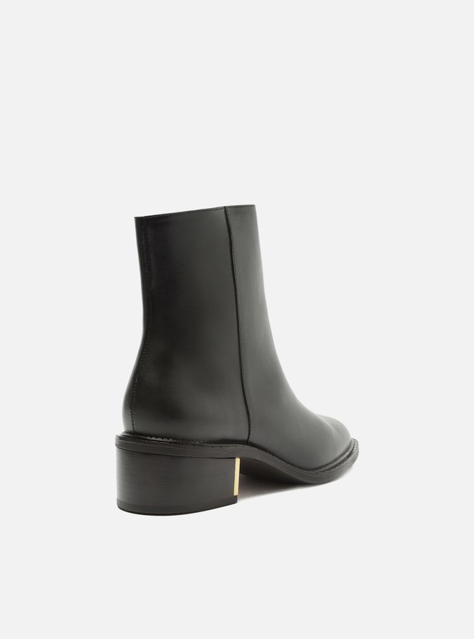 Bota Preta Couro Cano Médio Bloco Metal