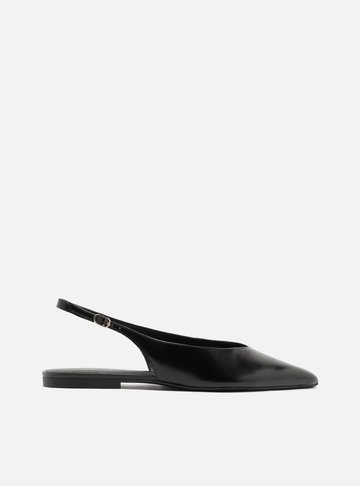 Sapatilha Preta Slingback