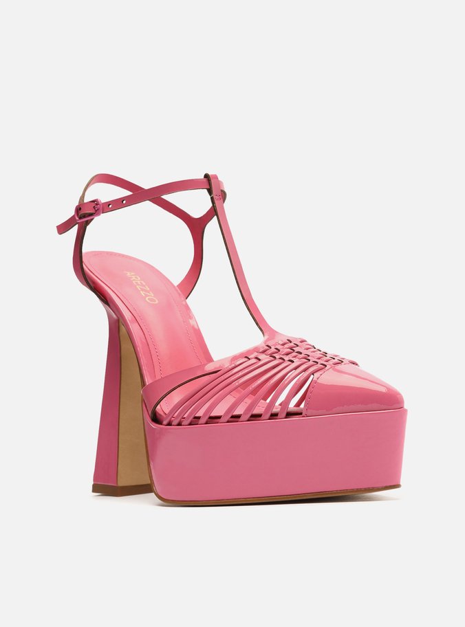 Scarpin Rosa Verniz Meia Pata Bico Fino Paloma