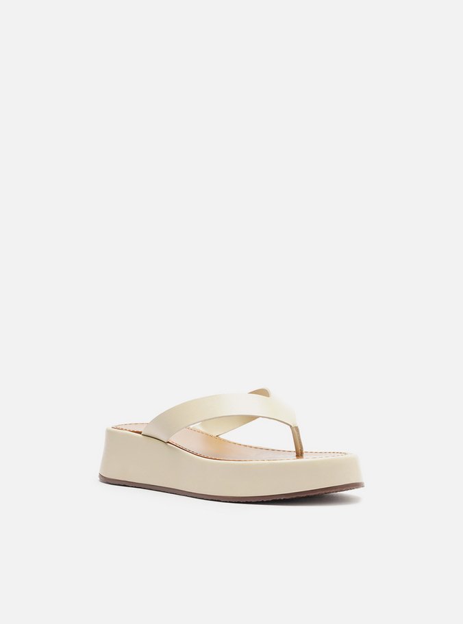 Tamanco Branco Couro Flatform Thong