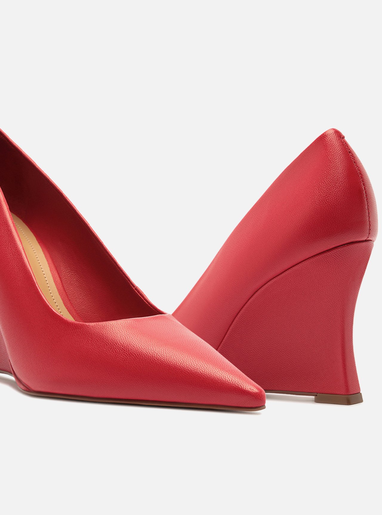 Scarpin Vermelho Couro Salto Anabela Bico Fino — foto 4