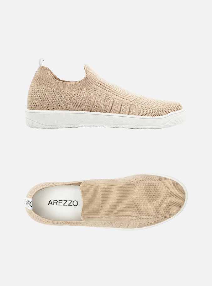 Tênis Slip On Nude Knit Bico Redondo