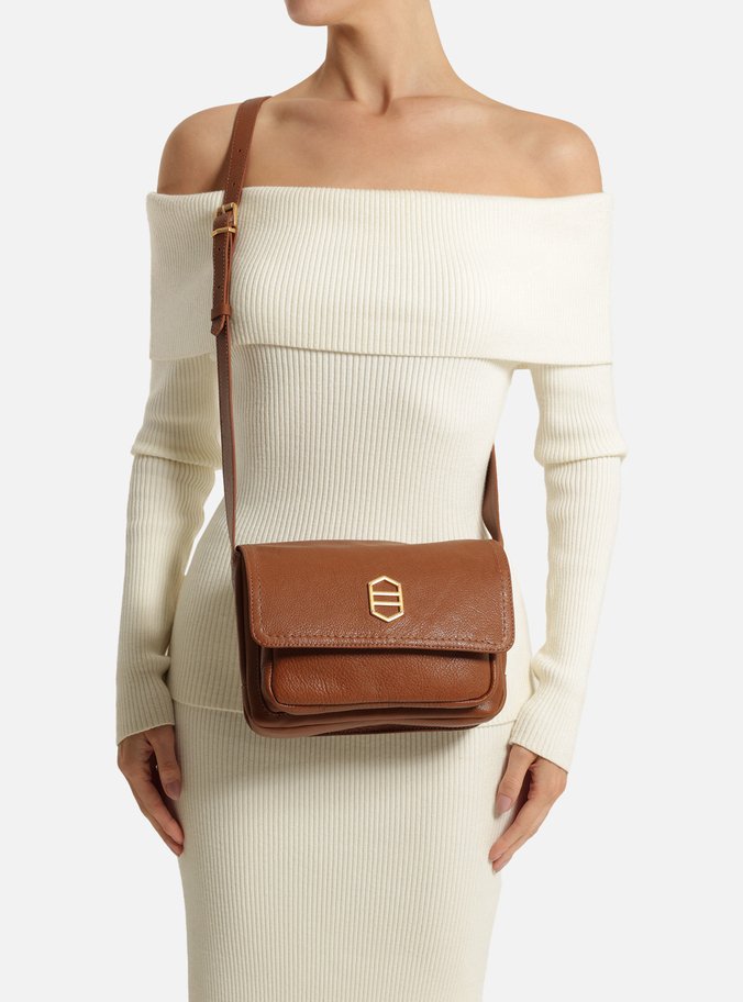 Bolsa Tiracolo Marrom Couro Média Bolsos Metal