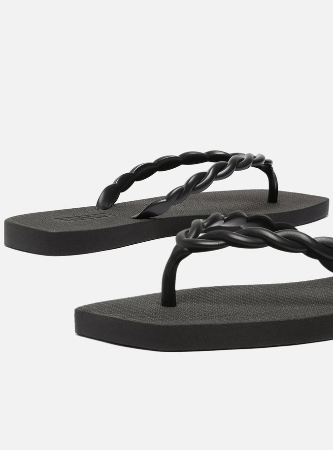 Chinelo Bico Quadrado Trançado Preto Brizza Plural