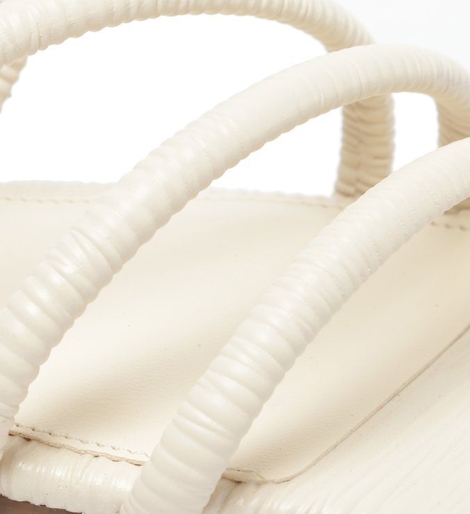 Sandália Rasteira Off-White Couro Flat