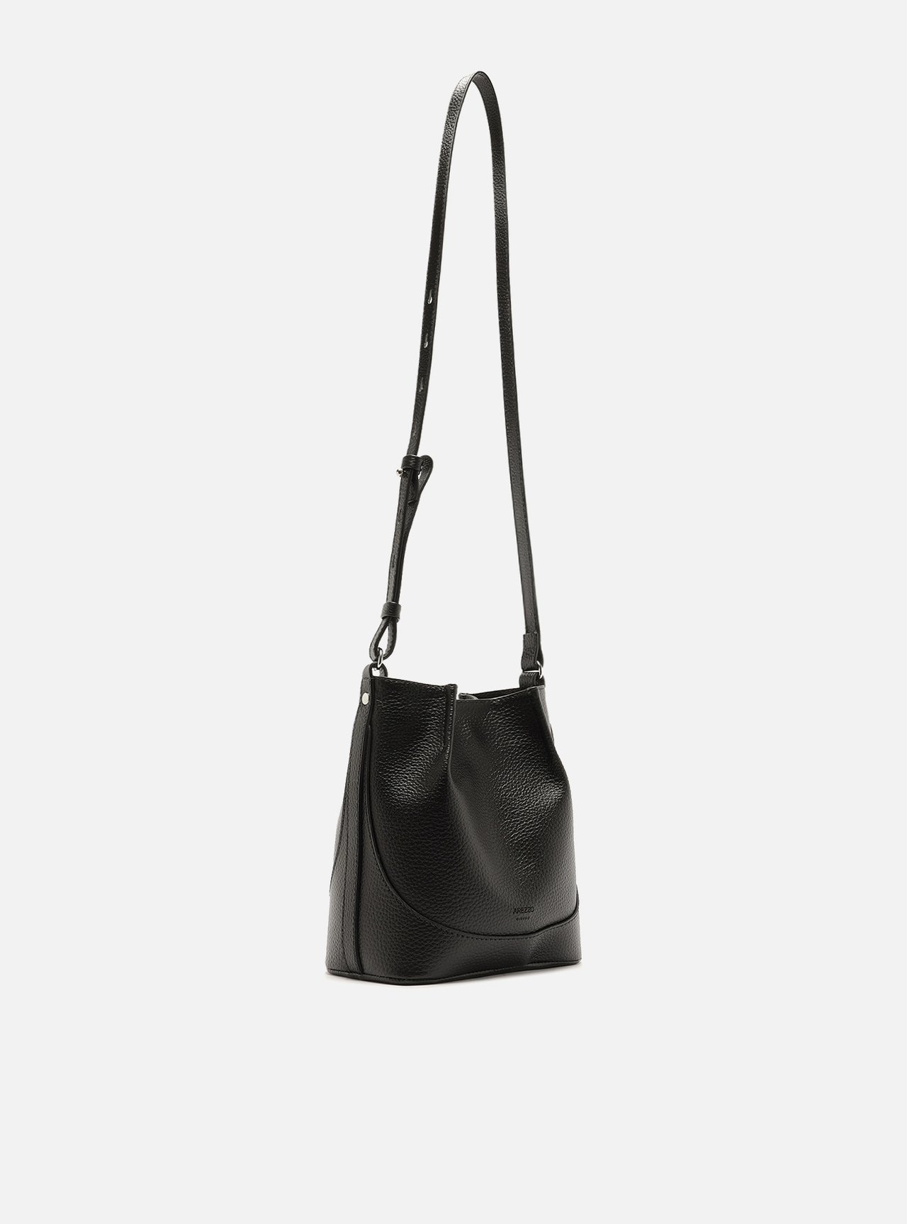 Bolsa Bucket Preta Pequena Granulada — foto 5
