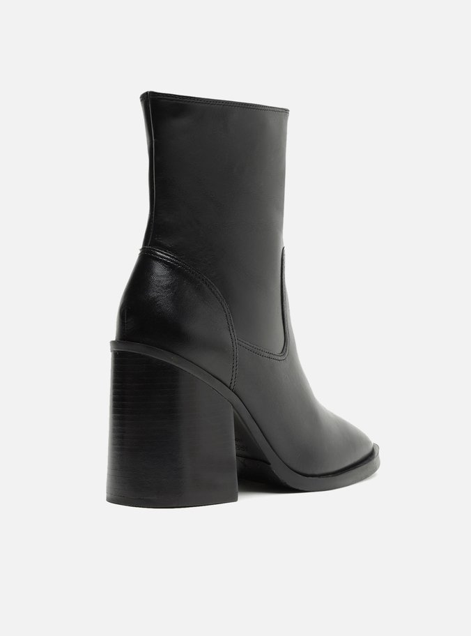 Bota Preta Couro Cano Médio Salto Alto