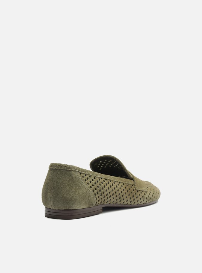 Mocassim Verde Suede Bico Redondo Vazado Metal