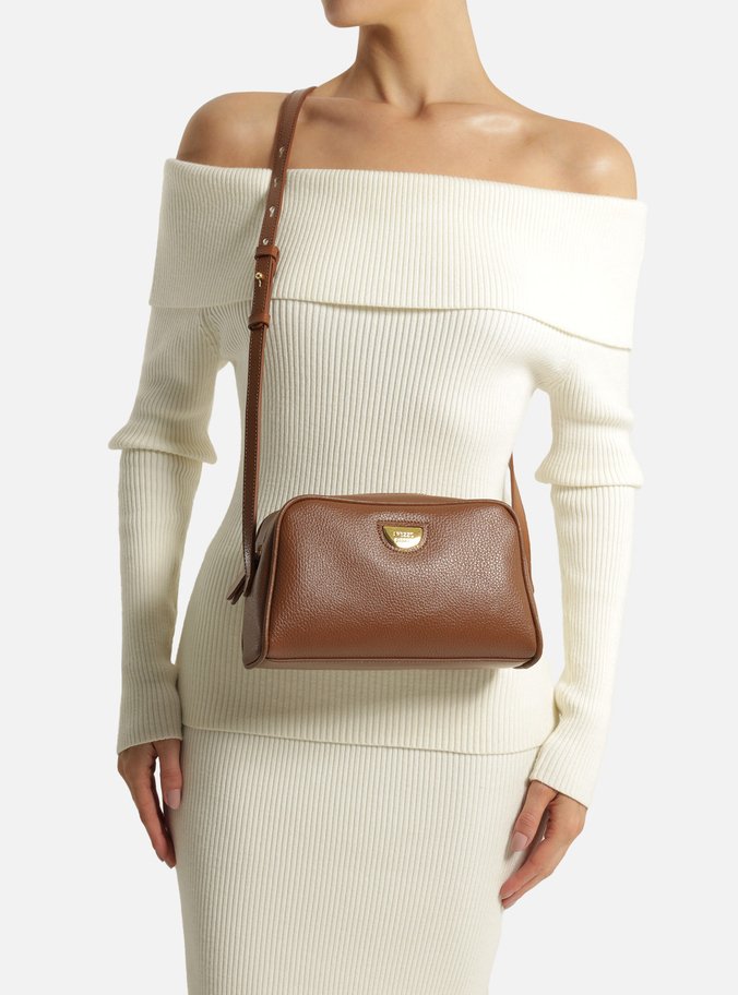 Bolsa Tiracolo Marrom Média Tag Metal