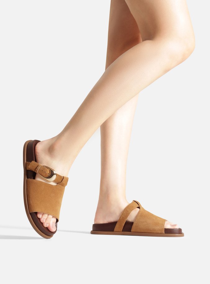 Sandália Rasteira Marrom Camurça Tira Larga Fivela