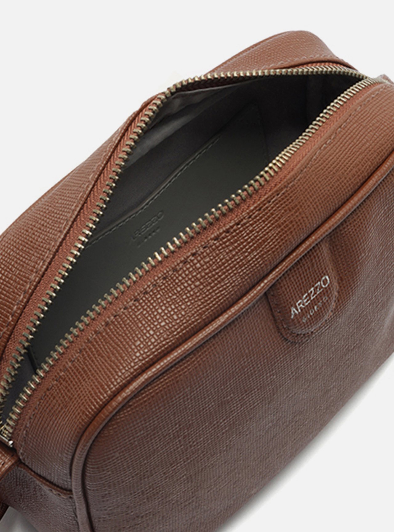 Bolsa Tiracolo Marrom Pequena Metais — foto 4