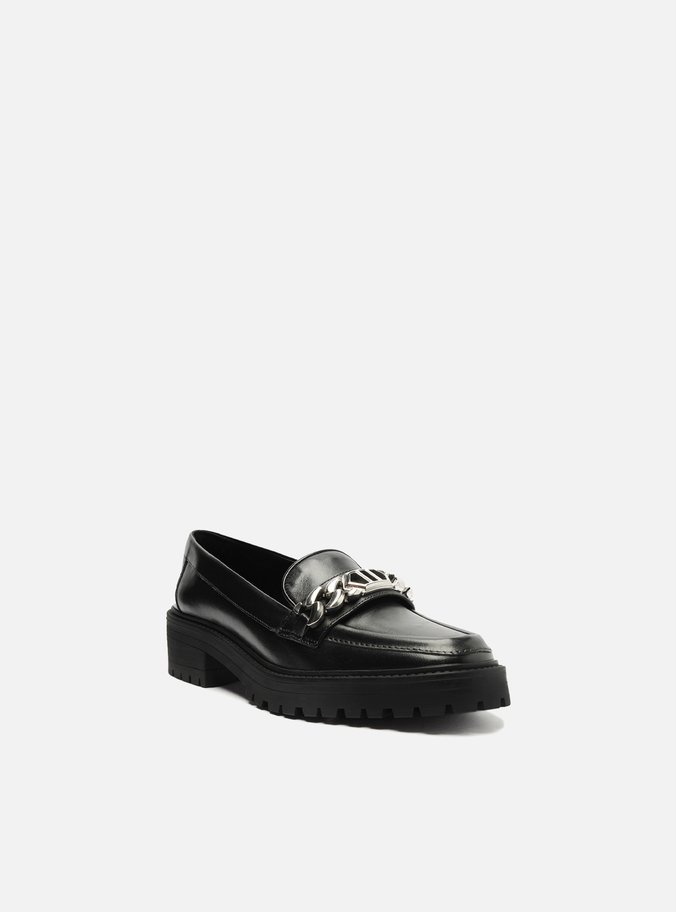 Mocassim Preto Couro Tratorado Corrente