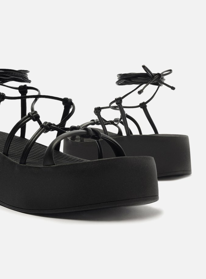 Sandália Preta Flatform Amarração Nós Brizza