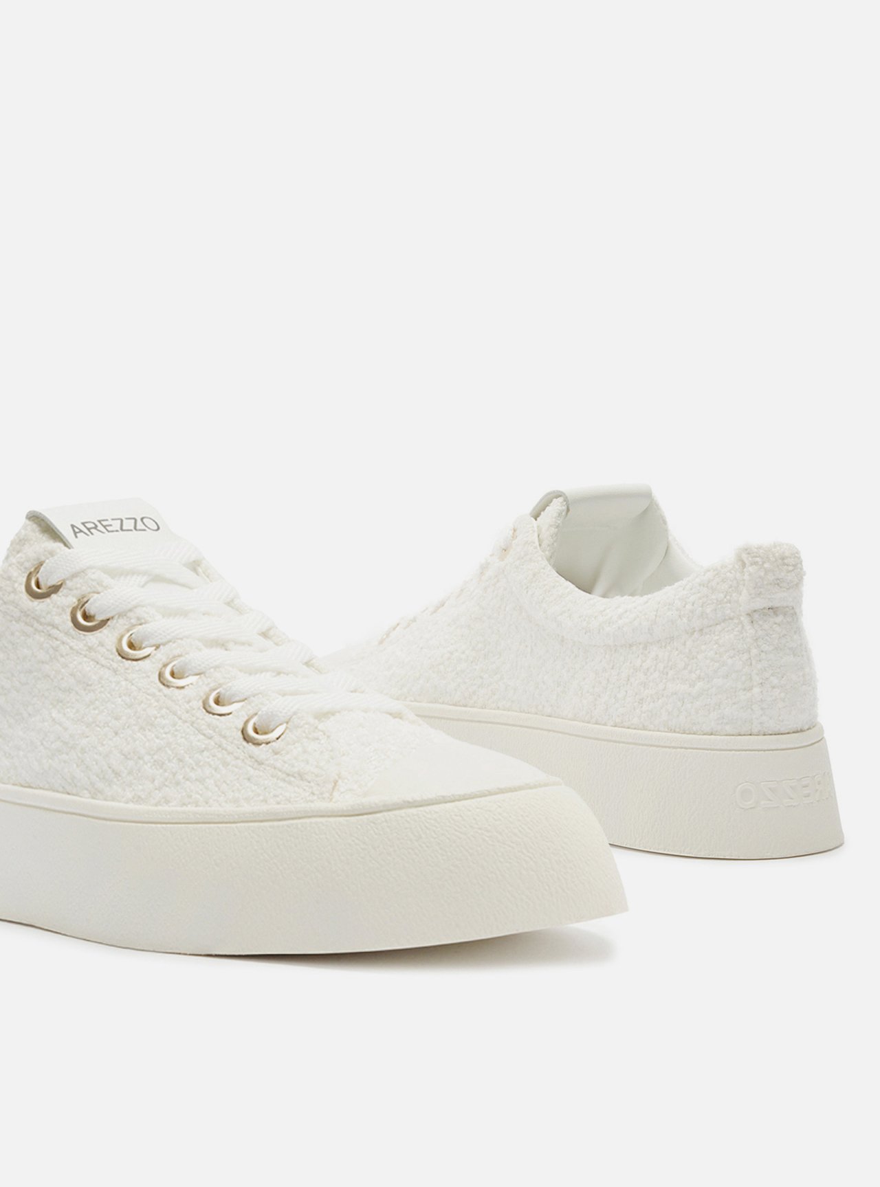 Tênis Branco Bouclé Amarração Casual — foto 4