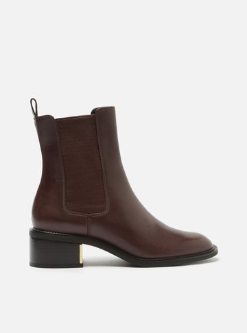 Bota Marrom Couro Cano Curto Elástico Metal