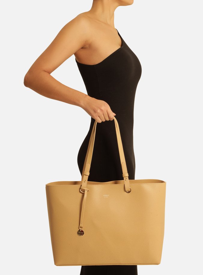 Bolsa Shopping Bege Grande Charm Metal