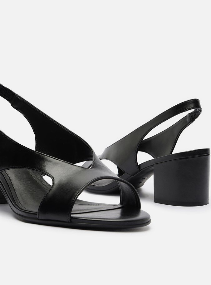 Sandália Preta Couro Bloco Tira Larga Slingback