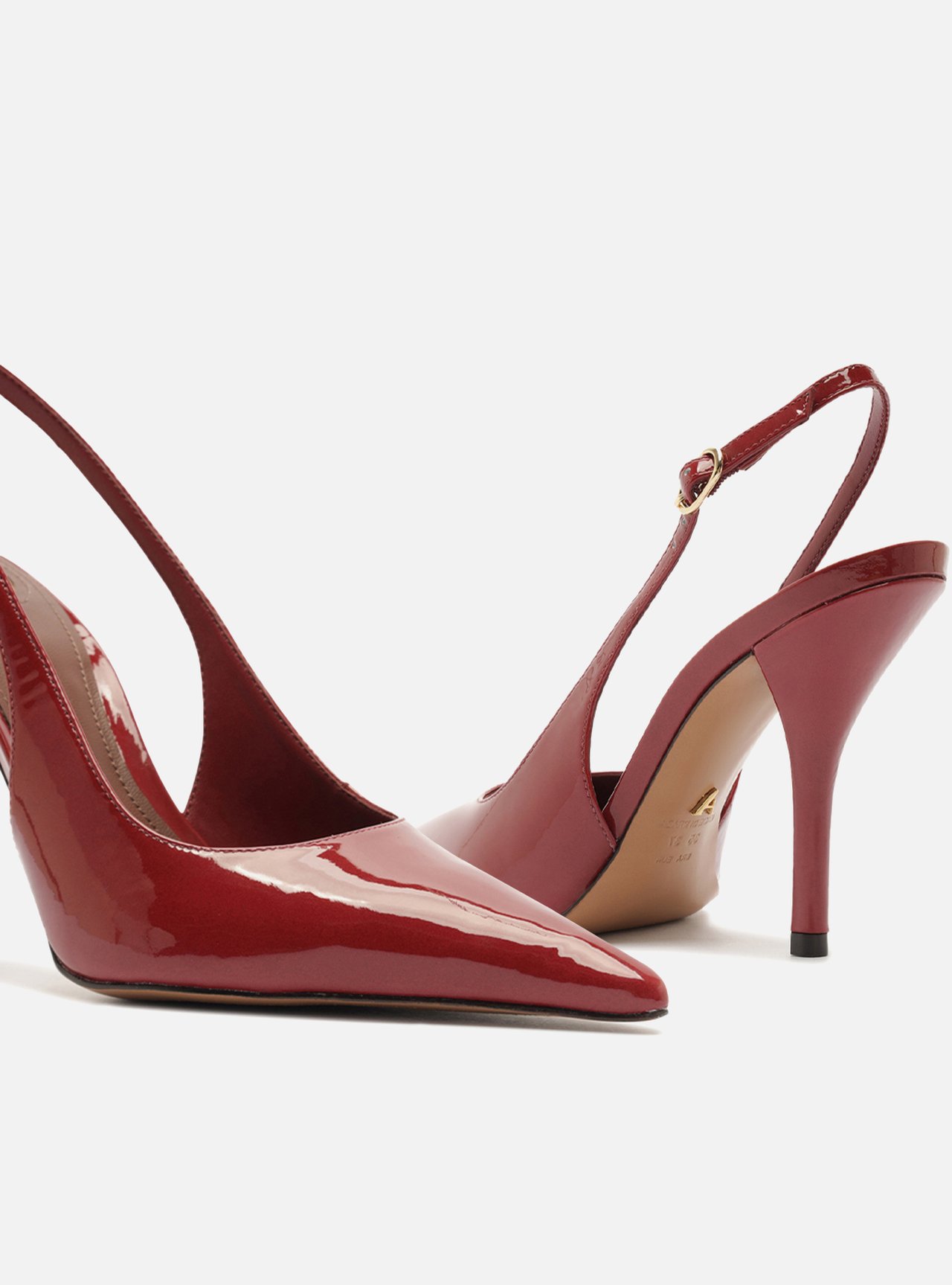 Scarpin Vermelho Salto Fino Fivela Slingback — foto 4