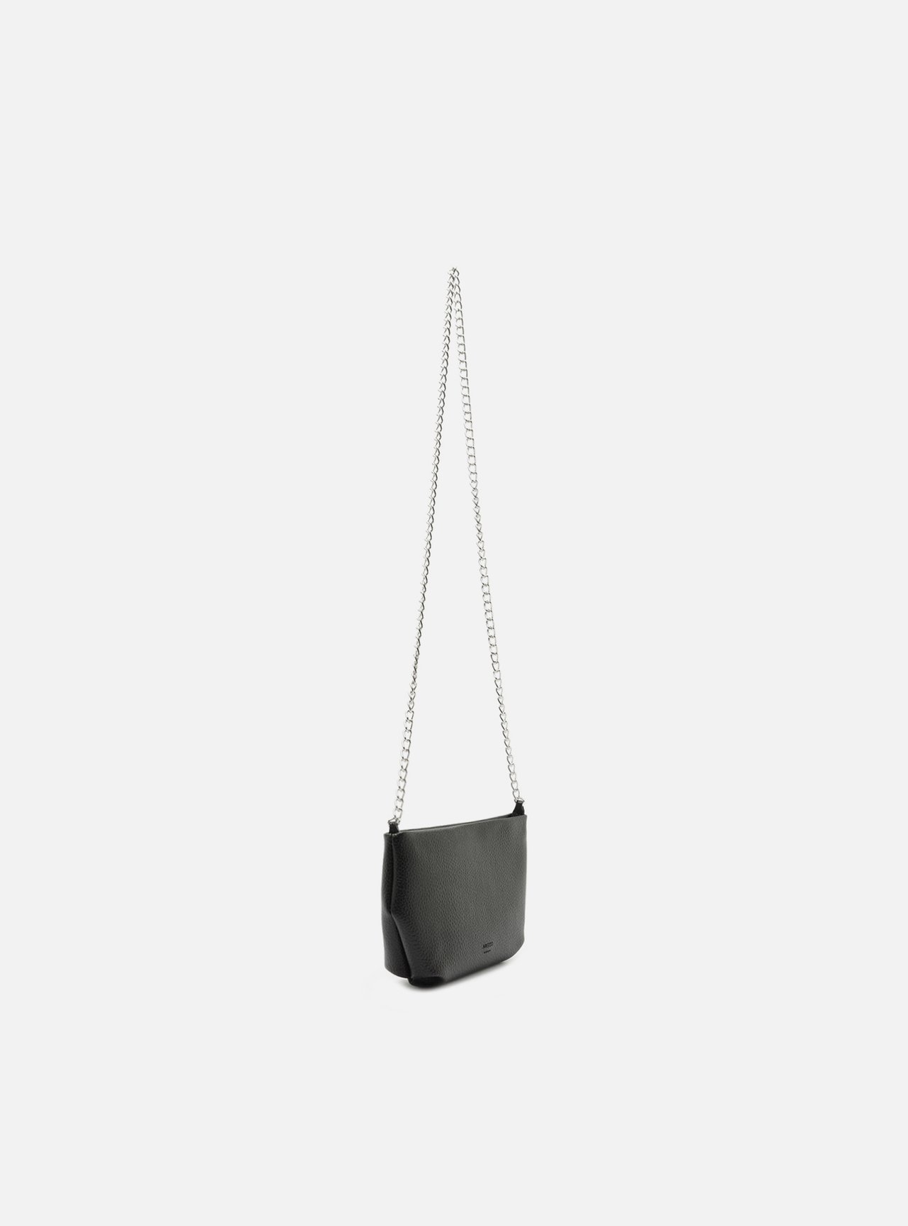 Bolsa Tiracolo Preta Pequena Corrente Básica — foto 5