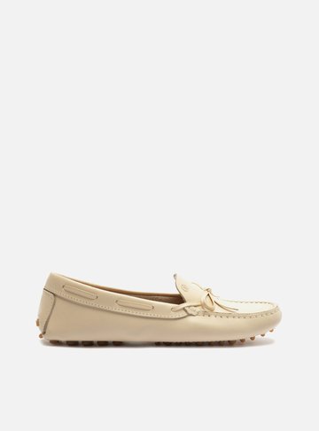 Mocassim Off-White Couro Sola Emborrachada Retrô