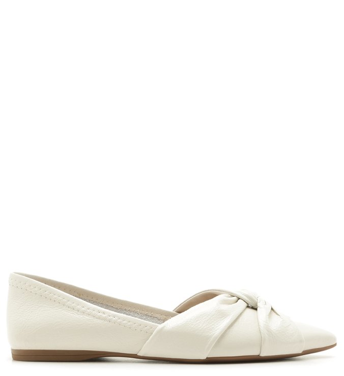 Sapatilha Branco Couro Bico Fino Knot