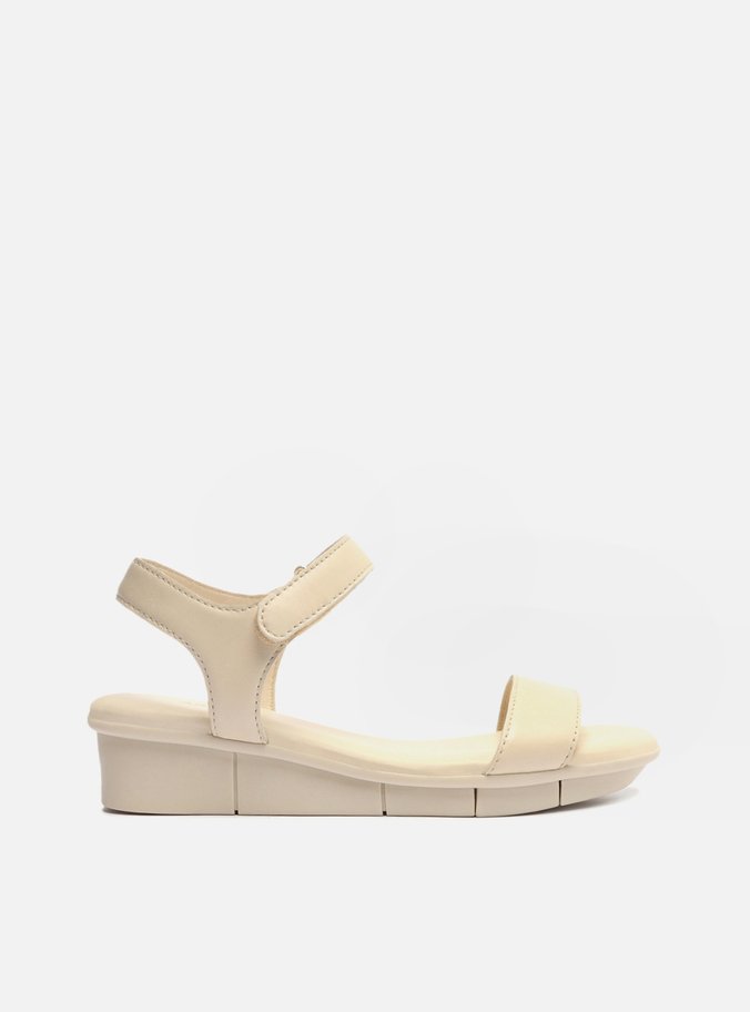 Sandália Off-White Couro Flatform Comfort