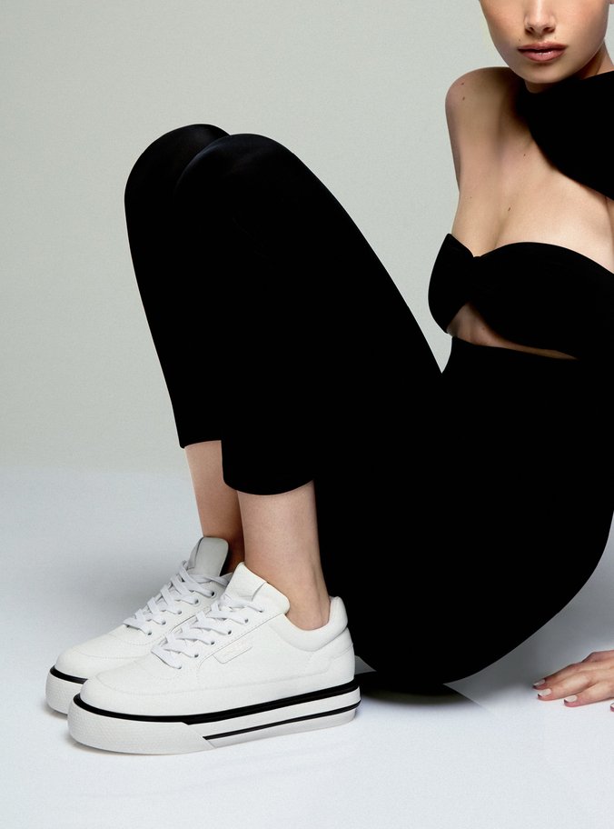 Tênis Branco Couro Flatform Preto