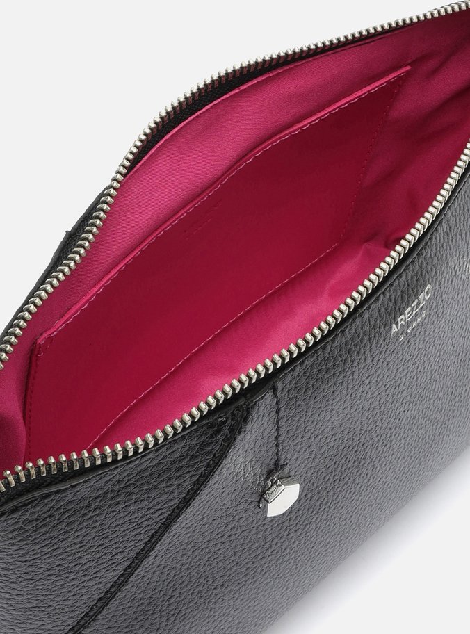 Bolsa Tiracolo Preta Pequena Rebites