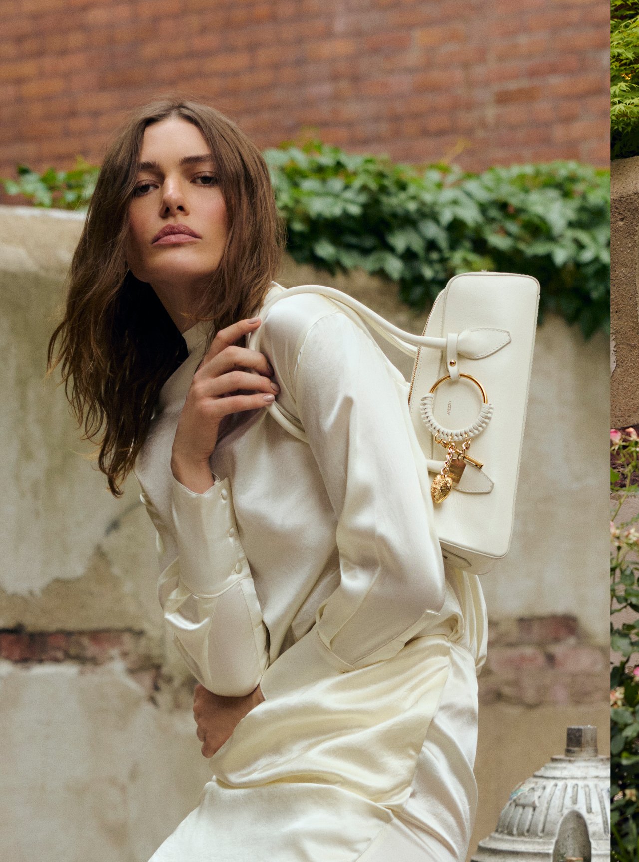 Bolsa Shoulder Branca Couro Média Metais