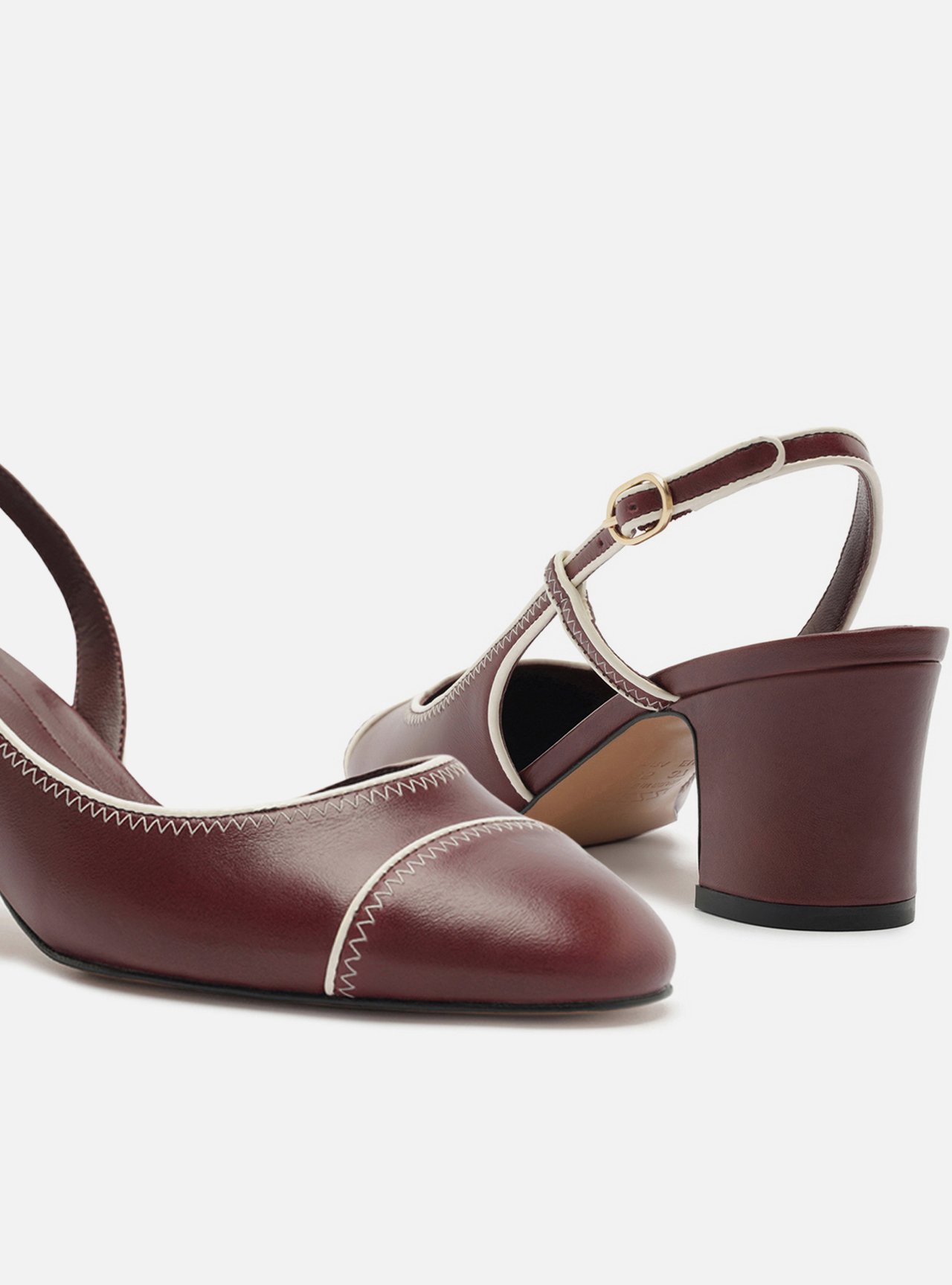 Scarpin Bordô Salto Bloco Fivela Slingback — foto 4