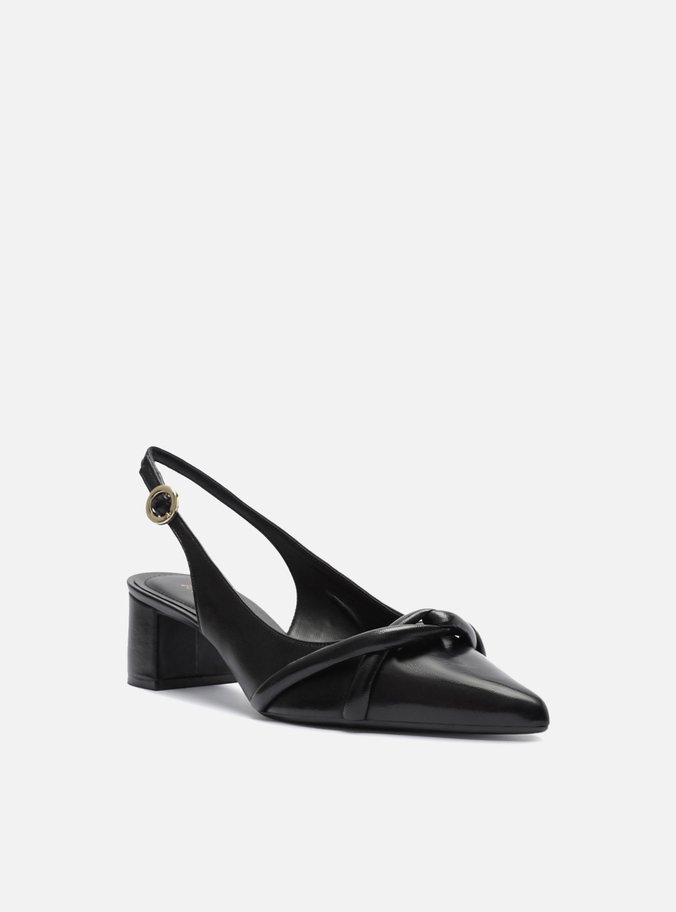 Scarpin Preto Salto Bloco Bico Fino
